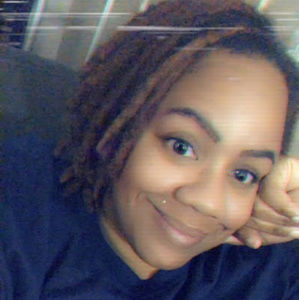 Meet your Posher, Kendra